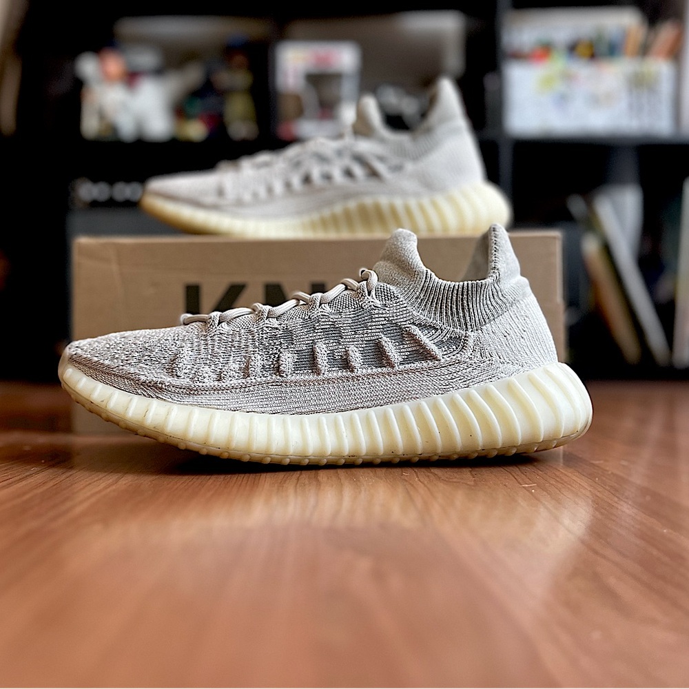 ADIDAS // YEEZY YZY 350 V2 CMPCT // SZ11.5